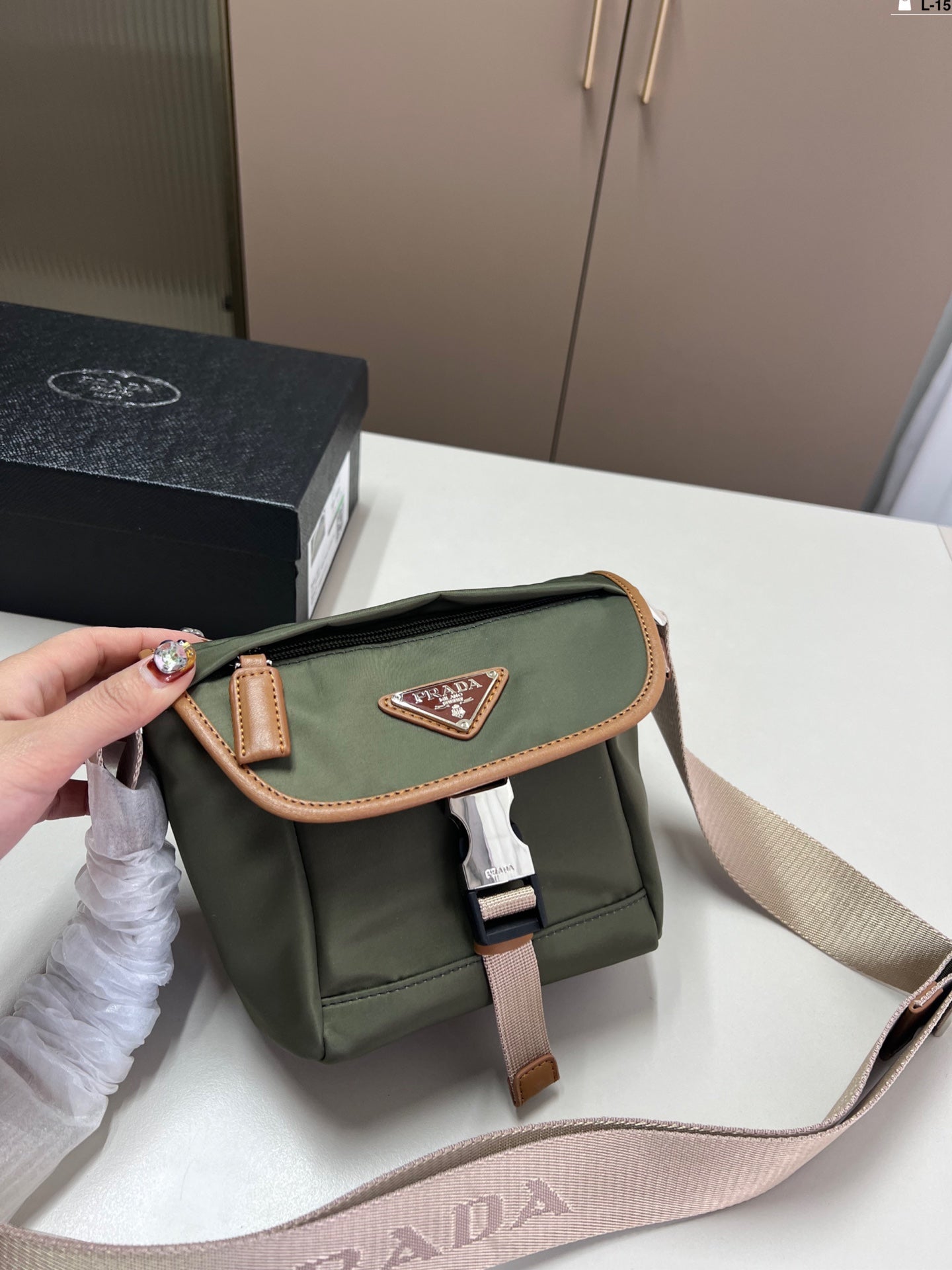 Prada Vintage Messenger Bag Crossbody 16x15cm