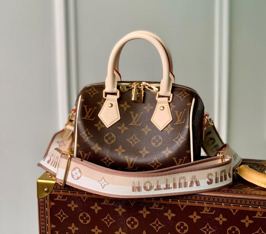 Louis Vuitton Speedy Bandouli¨¨re 20 Monogram Beige Strap - 20.5 x 13.5 x 12.0 cm