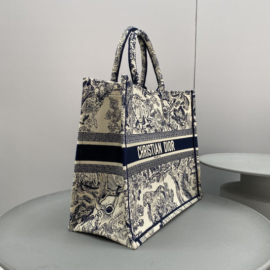 Dior Book Tote Large Blue Toile de Jouy Embroider - 42 x 35 x 18.5 cm