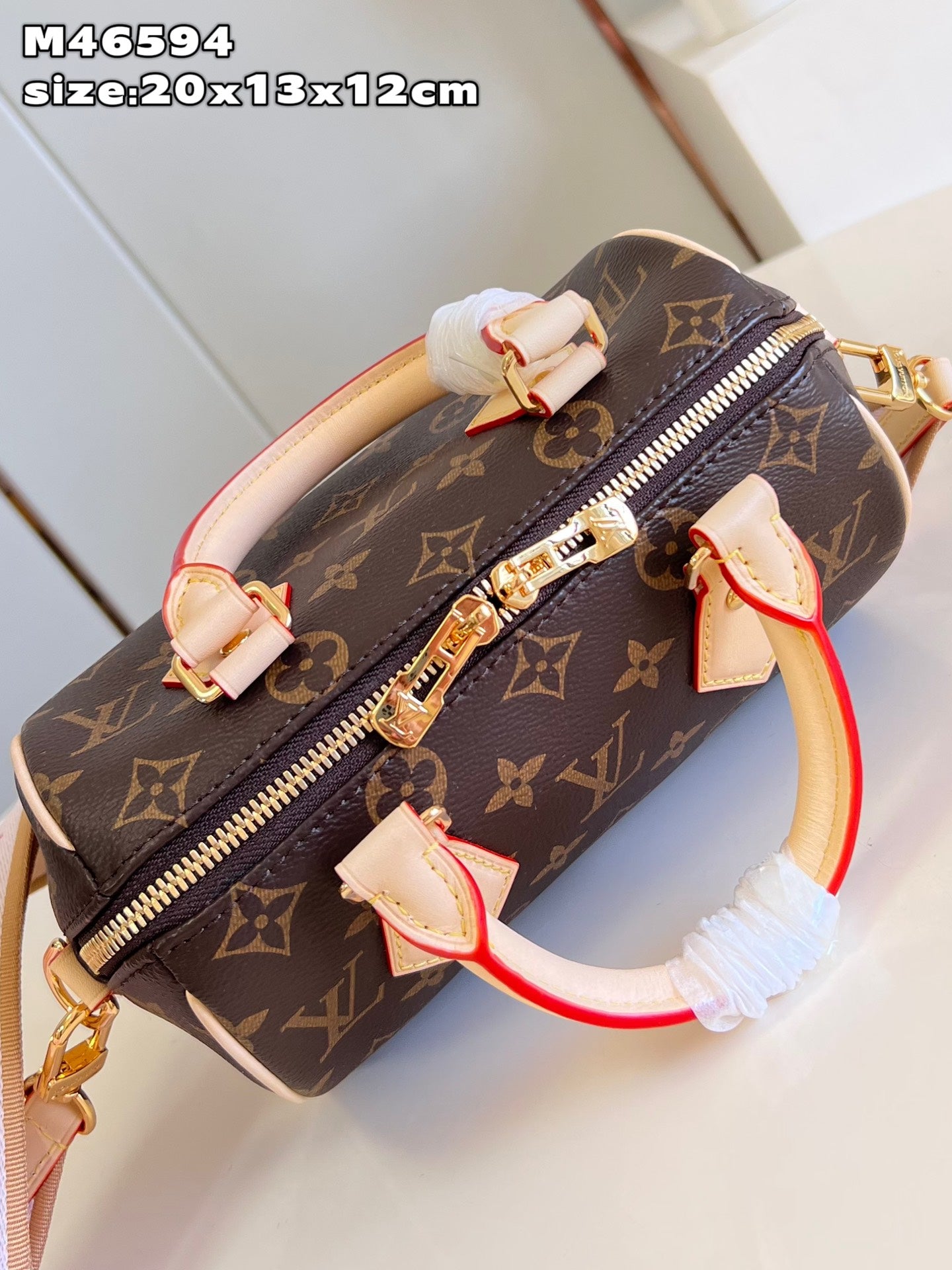 Louis Vuitton Speedy Bandouli¨¨re 20 Monogram Pink Strap - 20.5 x 13.5 x 12.0 cm